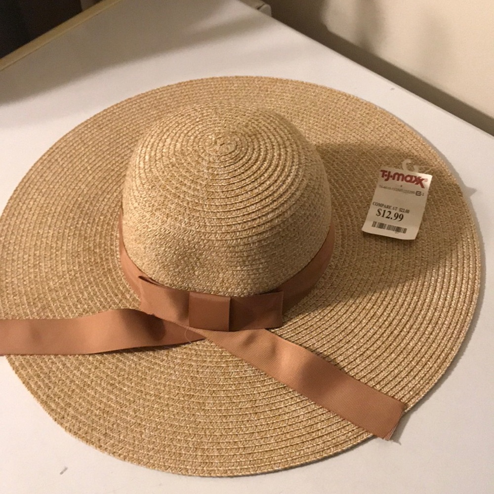 Straw hat